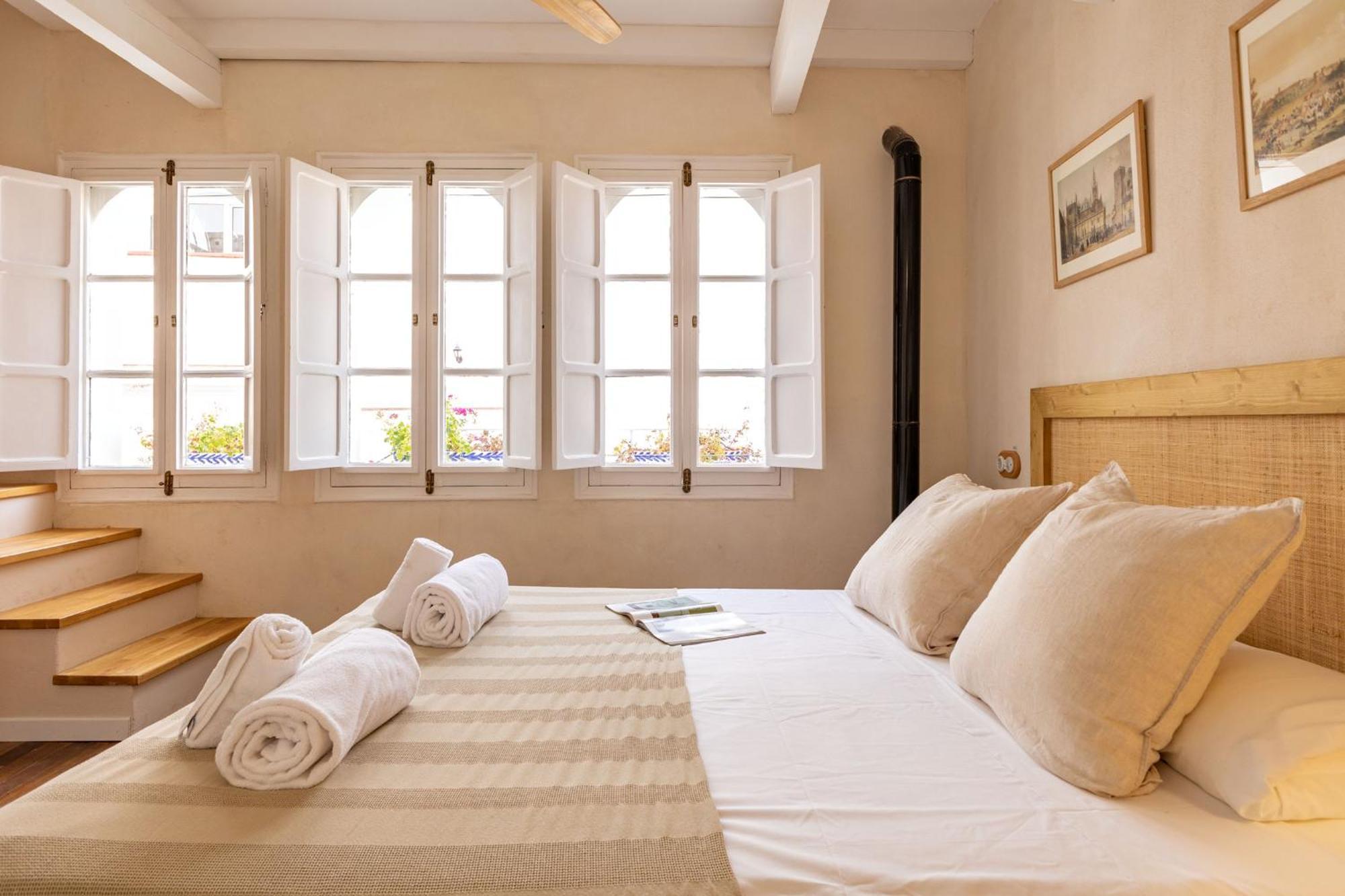 Ohliving Alfalfa Square Seville
